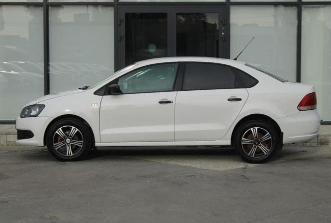 Volkswagen Polo V с пробегом 2011 года, цена 380 000 рублей, 350972 км, седан, Автокод Объявления