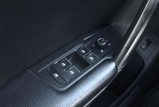 Volkswagen Tiguan II с пробегом 2020 года, цена 2 280 000 рублей, 89405 км, внедорожник, Автокод Объявления