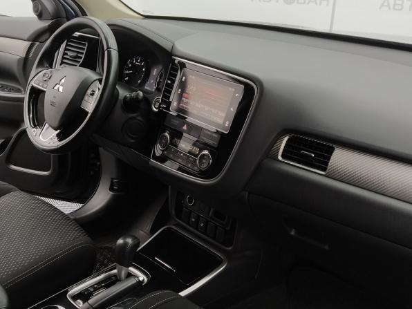 Mitsubishi Outlander III Рестайлинг 2 с пробегом 2018 года, цена 1 694 000 рублей, 101050 км, внедорожник, Автокод Объявления