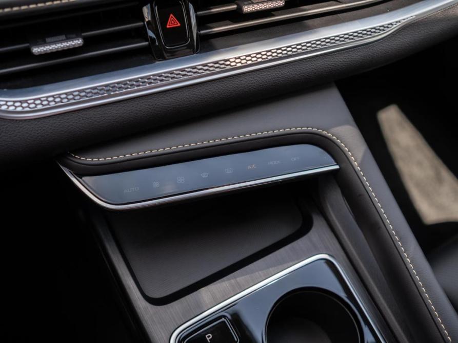 FAW Bestune B70 I Рестайлинг Сочи  - изображение 19