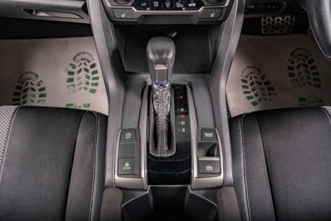 Honda Civic X с пробегом 2020 года, цена 2 059 000 рублей, 120000 км, хэтчбек, Автокод Объявления