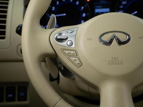 Infiniti QX70 с пробегом 2015 года, цена 2 549 999 рублей, 133327 км, внедорожник, Автокод Объявления