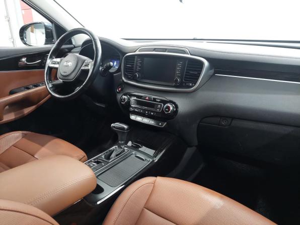 Kia Sorento III Prime Рестайлинг с пробегом 2018 года, цена 2 830 000 рублей, 93400 км, внедорожник, Автокод Объявления