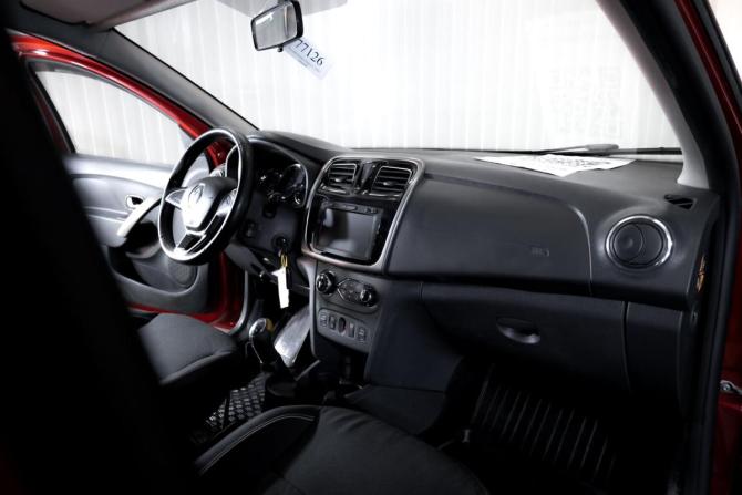 Renault Sandero II Рестайлинг с пробегом 2020 года, цена 999 999 рублей, 90000 км, хэтчбек, Автокод Объявления