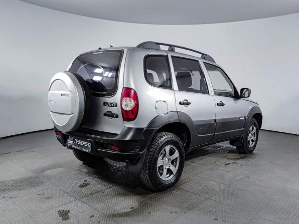 Chevrolet Niva I Рестайлинг с пробегом 2015 года, цена 515 000 рублей, 144500 км, внедорожник, Автокод Объявления