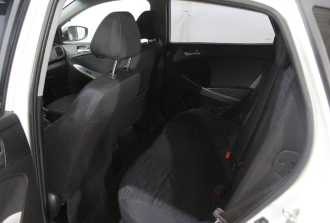 Hyundai Solaris I Рестайлинг с пробегом 2015 года, цена 980 000 рублей, 136520 км, хэтчбек, Автокод Объявления