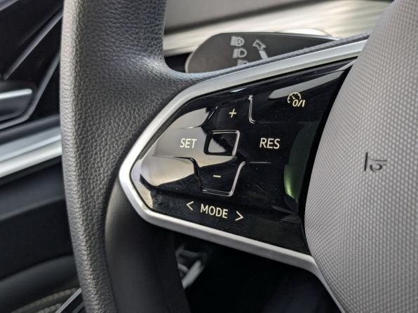 Volkswagen ID.4 с пробегом 2022 года, цена 2 850 000 рублей, 33113 км, внедорожник, Автокод Объявления