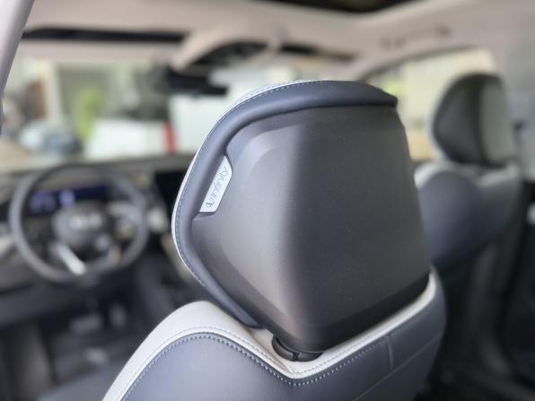 Geely Atlas II с пробегом 2024 года, цена 3 140 000 рублей, 8000 км, внедорожник, Автокод Объявления