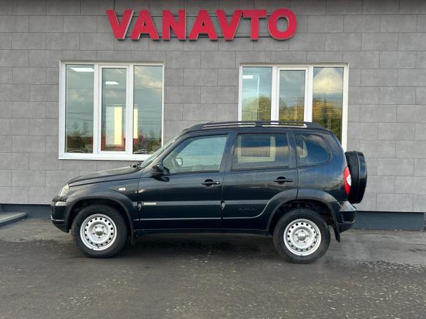 Chevrolet Niva I Рестайлинг с пробегом 2017 года, цена 640 000 рублей, 174416 км, внедорожник, Автокод Объявления