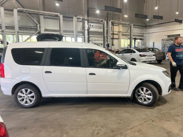 Lada (ВАЗ) Largus I Рестайлинг с пробегом 2024 года, цена 1 279 000 рублей, 44056 км, универсал, Автокод Объявления