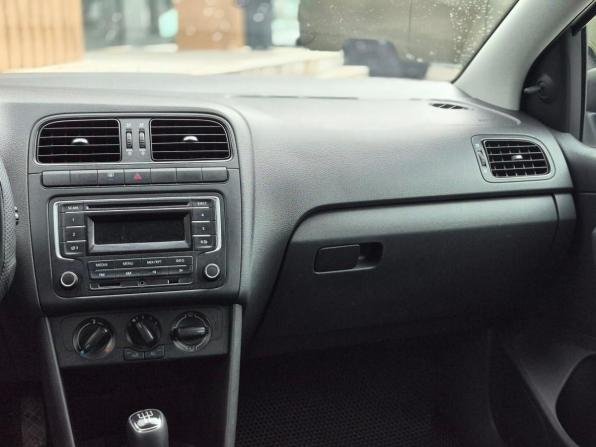 Volkswagen Polo V с пробегом 2014 года, цена 679 000 рублей, 217411 км, седан, Автокод Объявления