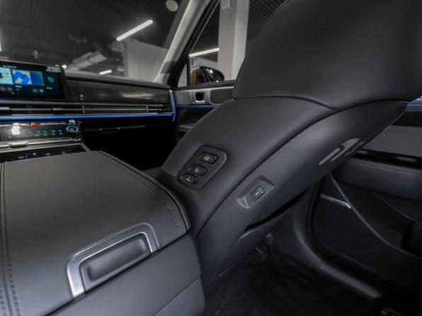 Hyundai Santa Fe V (MX5) с пробегом 2026 года, цена 5 650 000 рублей, 100 км, внедорожник, Автокод Объявления