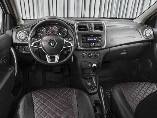 Renault Logan II Рестайлинг с пробегом 2021 года, цена 980 000 рублей, 91509 км, седан, Автокод Объявления
