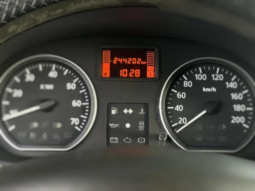 Renault Logan I Рестайлинг Екатеринбург  - изображение 14