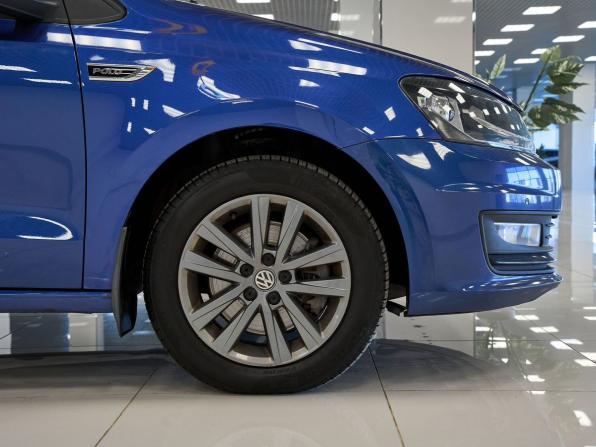 Volkswagen Polo V Рестайлинг с пробегом 2019 года, цена 1 456 000 рублей, 119381 км, седан, Автокод Объявления