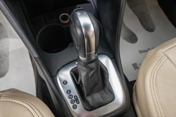 Volkswagen Polo V с пробегом 2012 года, цена 669 000 рублей, 315000 км, седан, Автокод Объявления