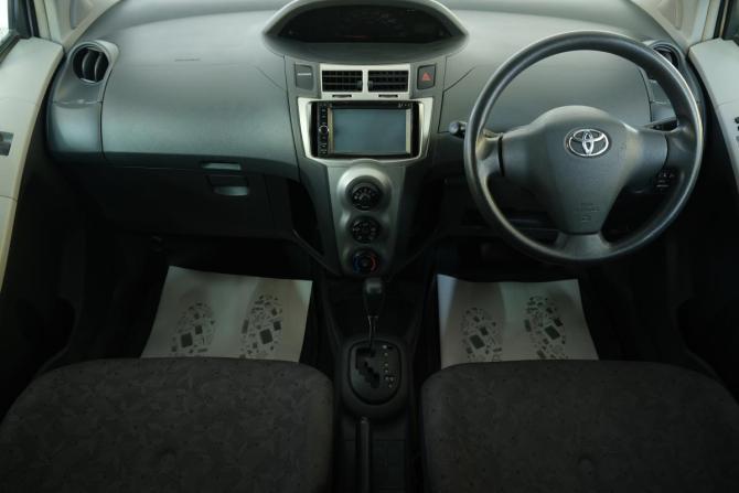 Toyota Vitz II (XP90) с пробегом 2010 года, цена 799 000 рублей, 127117 км, хэтчбек, Автокод Объявления
