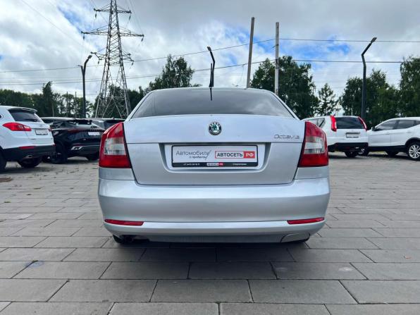 Skoda Octavia II (A5) Рестайлинг с пробегом 2011 года, цена 575 000 рублей, 250566 км, лифтбек, Автокод Объявления