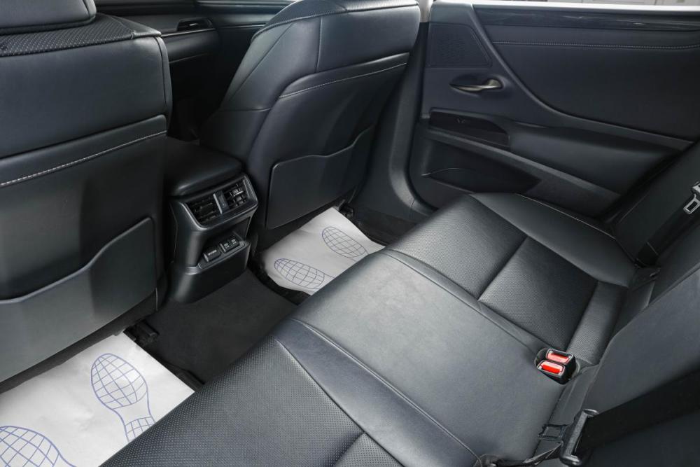 Lexus ES VII Тюмень  - изображение 9