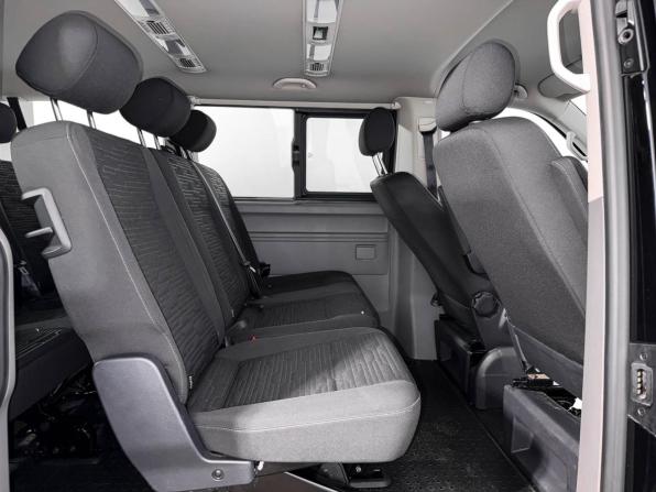 Volkswagen Caravelle T6 Рестайлинг с пробегом 2021 года, цена 3 990 000 рублей, 146417 км, минивэн, Автокод Объявления