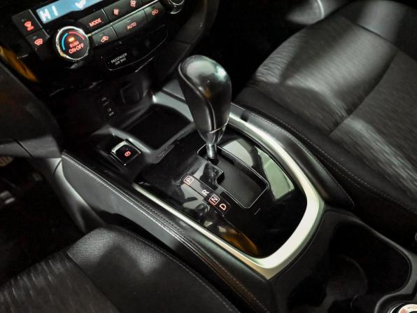 Nissan X-Trail III Рестайлинг с пробегом 2018 года, цена 2 150 000 рублей, 175674 км, внедорожник, Автокод Объявления
