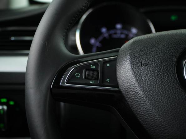 Skoda Superb II Рестайлинг с пробегом 2013 года, цена 1 099 050 рублей, 164810 км, лифтбек, Автокод Объявления
