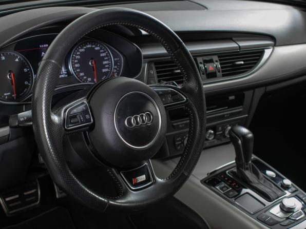 Audi A6 IV (C7) Рестайлинг с пробегом 2018 года, цена 2 250 000 рублей, 199650 км, универсал, Автокод Объявления