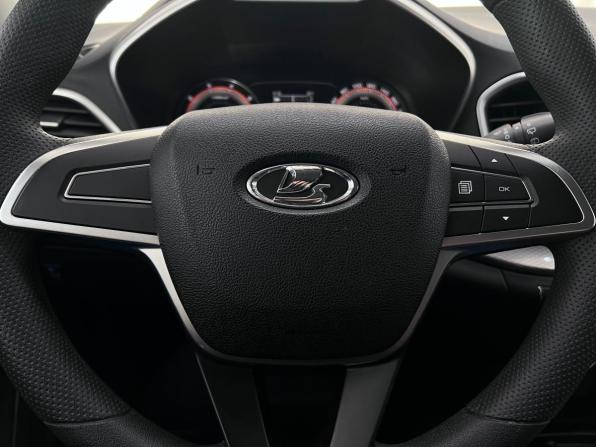 Lada (ВАЗ) Vesta I Рестайлинг (NG) с пробегом 2024 года, цена 1 199 000 рублей, 45490 км, универсал, Автокод Объявления