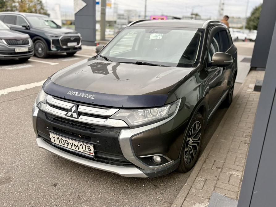 Mitsubishi Outlander III Рестайлинг 2 Санкт-Петербург  - изображение 1