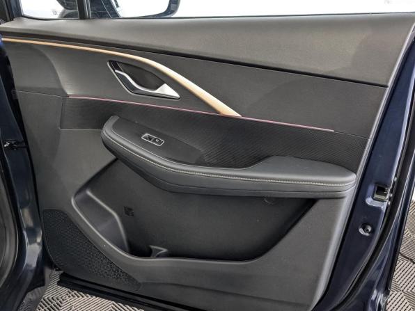 Omoda C5 I с пробегом 2024 года, цена 2 059 000 рублей, 28426 км, внедорожник, Автокод Объявления