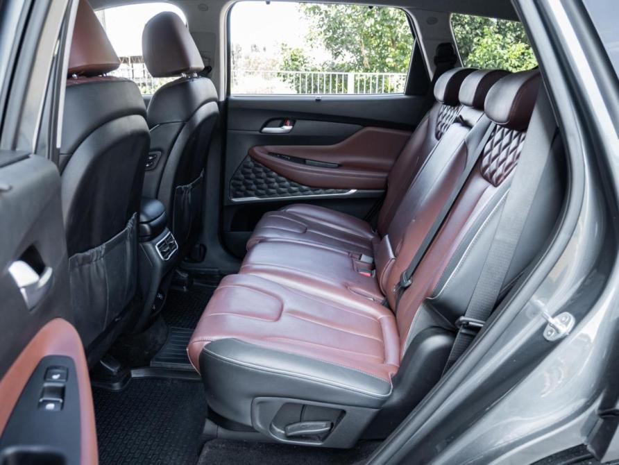 Hyundai Santa Fe IV Рестайлинг Ставрополь  - изображение 9