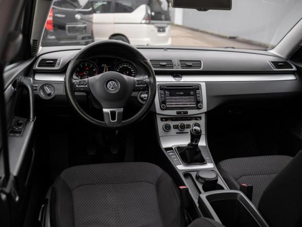 Volkswagen Passat B7 с пробегом 2012 года, цена 859 000 рублей, 228989 км, седан, Автокод Объявления