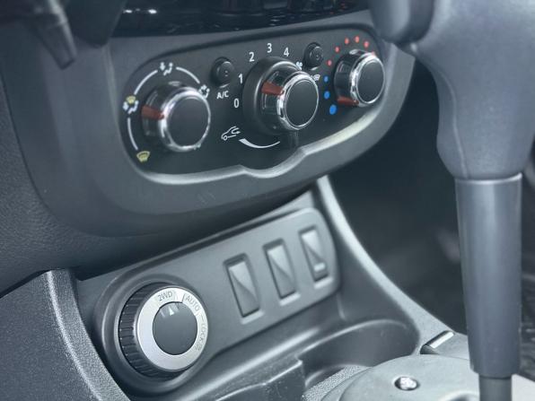 Renault Duster I Рестайлинг с пробегом 2015 года, цена 1 350 000 рублей, 100000 км, внедорожник, Автокод Объявления