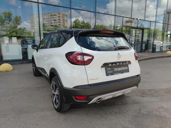 Renault Kaptur I с пробегом 2017 года, цена 1 332 000 рублей, 79452 км, внедорожник, Автокод Объявления