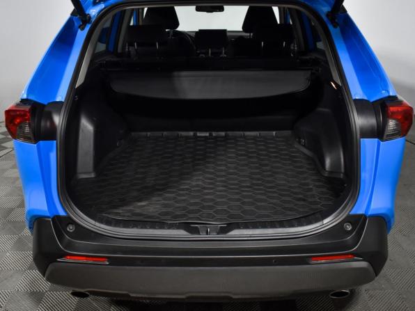 Toyota RAV4 V (XA50) с пробегом 2021 года, цена 3 060 000 рублей, 93967 км, внедорожник, Автокод Объявления