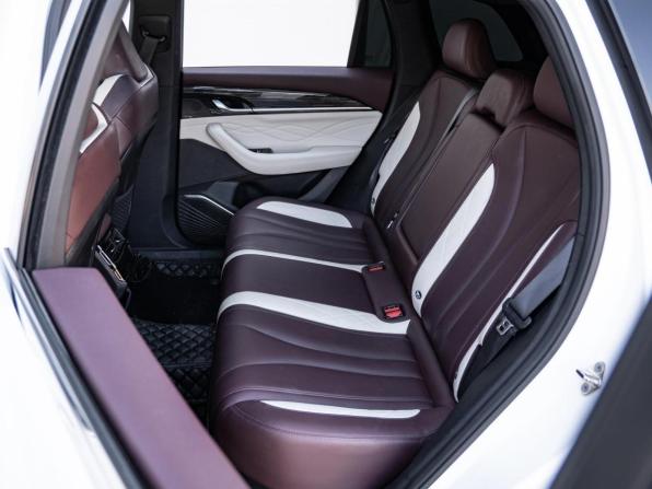 Geely Monjaro I с пробегом 2023 года, цена 3 097 000 рублей, 49894 км, внедорожник, Автокод Объявления