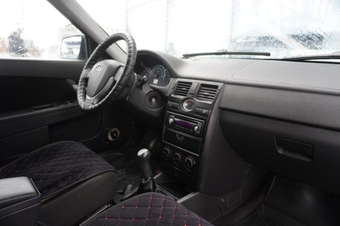 Lada (ВАЗ) Priora I с пробегом 2013 года, цена 300 000 рублей, 135387 км, хэтчбек, Автокод Объявления