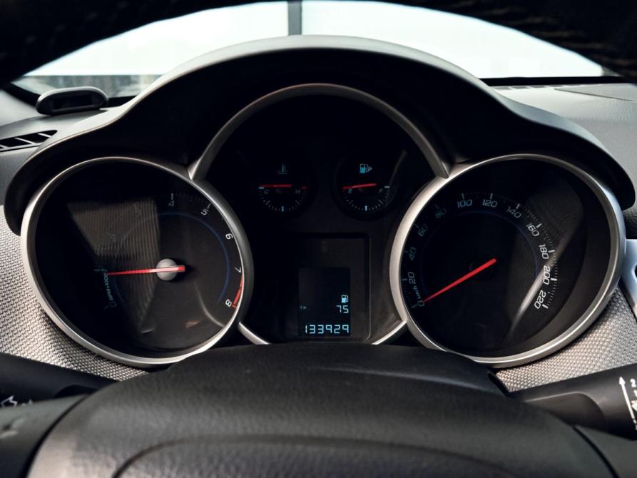 Chevrolet Cruze I Екатеринбург  - изображение 9