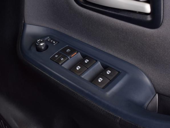 Toyota Noah III (R80) с пробегом 2016 года, цена 1 715 999 рублей, 143666 км, минивэн, Автокод Объявления
