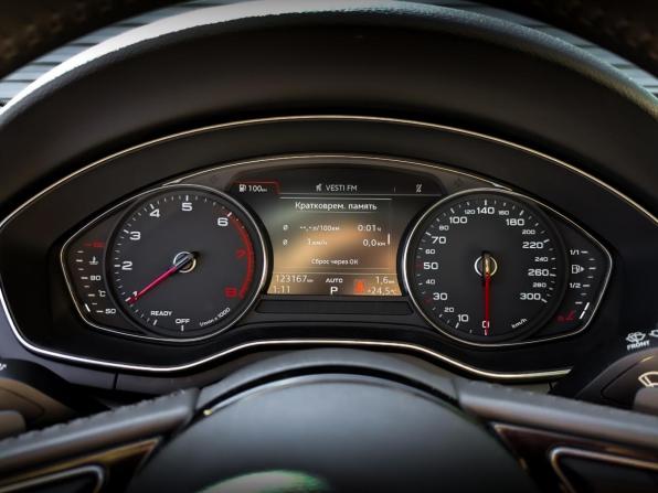 Audi A5 II (F5) с пробегом 2017 года, цена 3 065 000 рублей, 123155 км, купе, Автокод Объявления