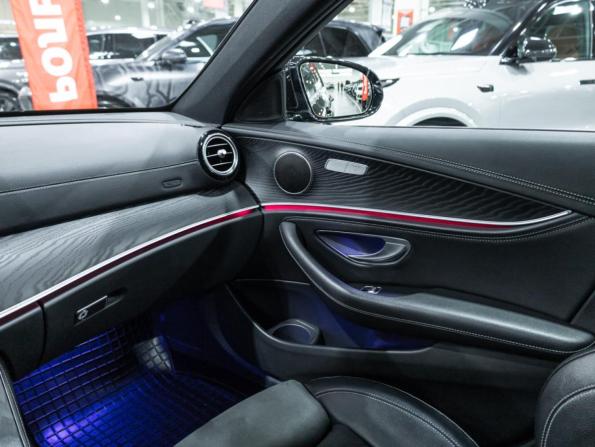 Mercedes-Benz E-Класс V (W213 S213 C238) Рестайлинг с пробегом 2021 года, цена 4 155 000 рублей, 85039 км, седан, Автокод Объявления