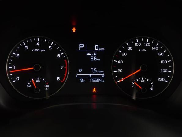 Kia Rio IV Рестайлинг с пробегом 2021 года, цена 1 099 000 рублей, 175684 км, хэтчбек, Автокод Объявления