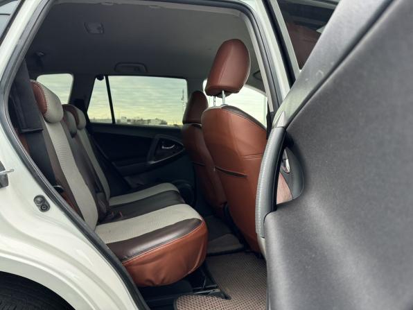Toyota RAV4 III (XA30) Рестайлинг с пробегом 2012 года, цена 1 350 000 рублей, 161762 км, внедорожник, Автокод Объявления