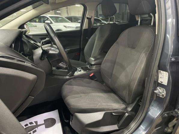 Ford Focus III с пробегом 2013 года, цена 720 000 рублей, 143843 км, универсал, Автокод Объявления