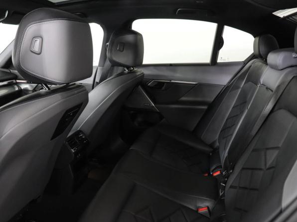 BMW 5 серии VIII (G60/G61/G68) с пробегом 2023 года, цена 6 700 000 рублей, 40682 км, седан, Автокод Объявления