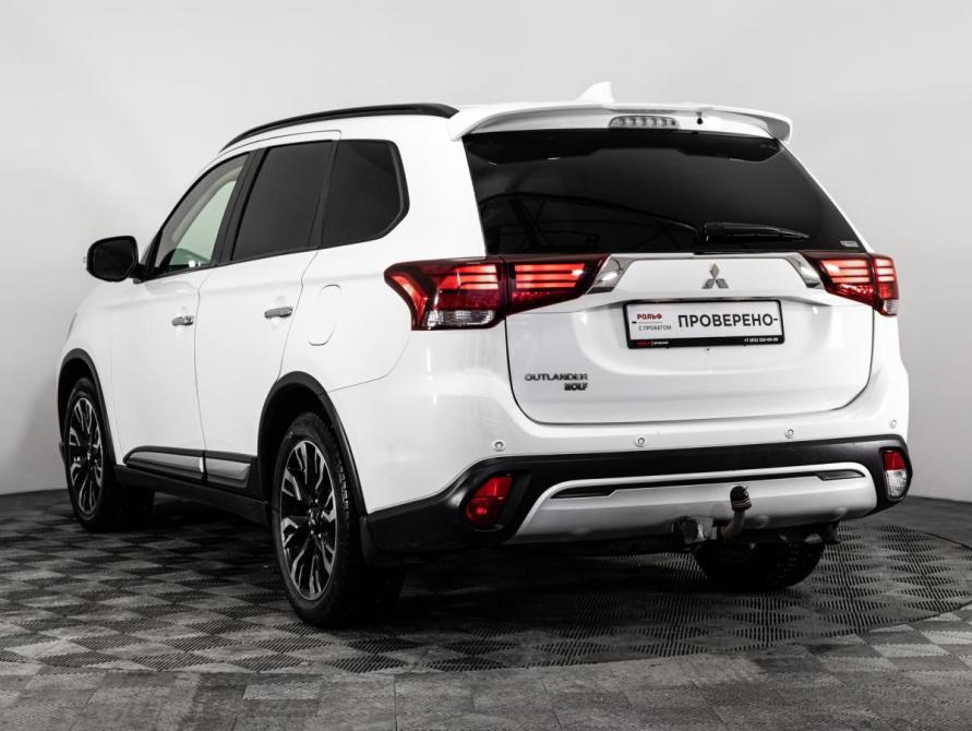 Mitsubishi Outlander III Рестайлинг 3 Санкт-Петербург  - изображение 7