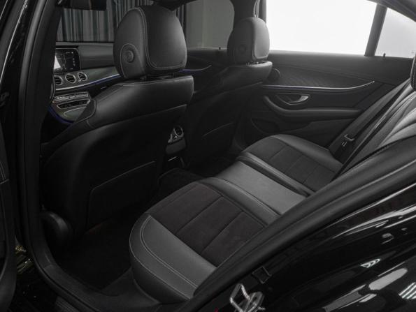Mercedes-Benz E-Класс V (W213 S213 C238) Рестайлинг с пробегом 2022 года, цена 5 839 000 рублей, 34684 км, седан, Автокод Объявления