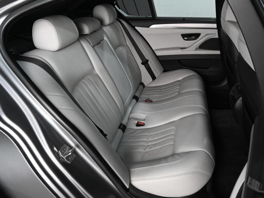 BMW 5 серии VI (F10/F11/F07) Рестайлинг Ростов-на-Дону  - изображение 7