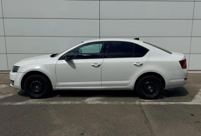 Skoda Octavia III (A7) с пробегом 2015 года, цена 560 000 рублей, 729800 км, лифтбек, Автокод Объявления