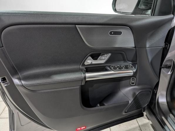 Mercedes-Benz GLA II (H247) с пробегом 2021 года, цена 3 600 000 рублей, 93106 км, внедорожник, Автокод Объявления